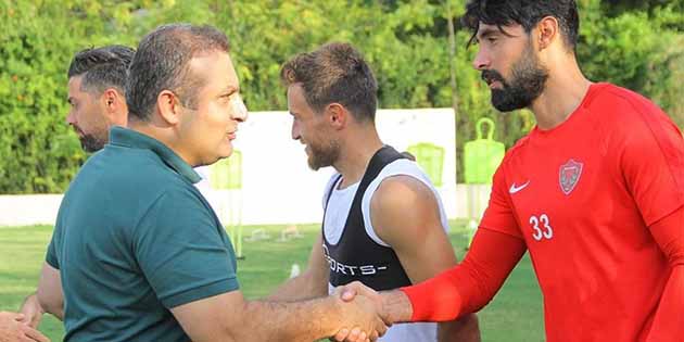 Hatayspor Yönetimi’ni temsilen bir