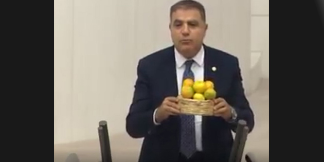 Mandalina Üreticisi Zor Durumda Hatay Milletvekili Mehmet Güzelmansur, Hatay’ın, mandalina