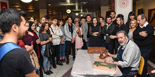 Hatay Mustafa Kemal Üniversitesi (MKÜ) Fotoğraf Topluluğu tarafından, Atatürk Konferans