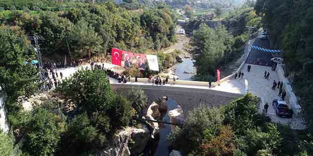 Batıayaz Köprüsü’nde restorasyon tamamlandı Hatay Büyükşehir Belediyesi(HBB) Osmanlı döneminde yapılan