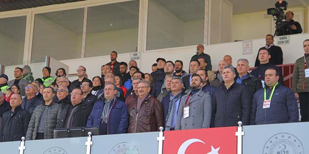 Hatayspor’un, geçtiğimiz Cumartesi günkü Adanaspor maçını protokol üyelerinden Vali Yardımcıları