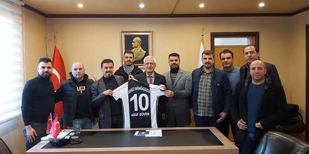 Karaağaçspor yönetici ve futbolcuları Arsuz Belediyesinde: İlimiz Hatay Amatör Küme