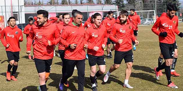 Hatayspor’un rakibi Eskişehirspor, bugünkü maç öncesi son hazırlığını dün yaptı.