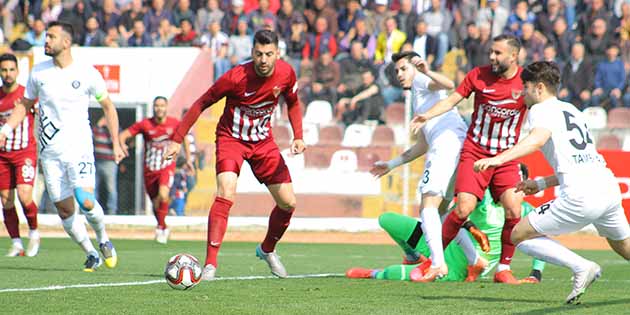 Bordo-Beyazlı ekibin tek golü