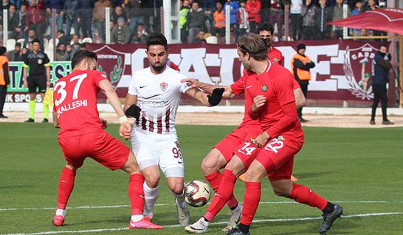 1,5 Yıl Sonra İç Sahada Yenilgi Hatay:2 Akhisar:3 Bordo-Beyazlılar, Cumartesi günü Antakya’da karşılaştıkları Akhisarspor önünde 1-0