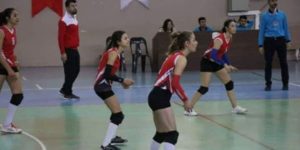 Sponsorsuz Kadın Voleybol Takımı…