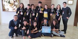 Bahçeşehir Koleji Robotik Takımlarından Çifte Ödül
