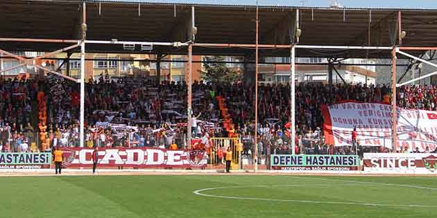 Var Bir Hayalimiz… Hatayspor Yönetim Kurulu, teknik heyet ile futbolcular,