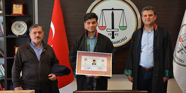 Antakya’da 5 Genç Hukukçu Avukatlık Cübbesi giydi