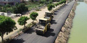 Hatay Büyükşehir Belediyesi asfalt ekipleri Samandağ’da