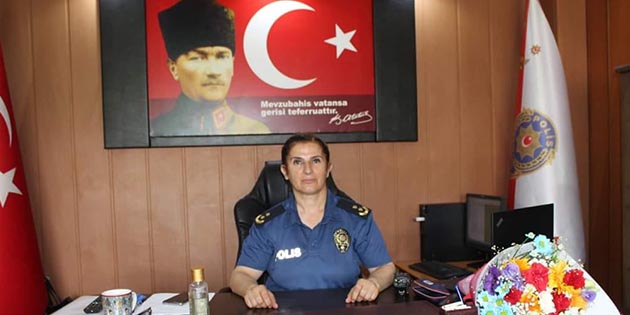 Samandağ’ın ilk kadın Emniyet Müdürü Asuman Karacık göreve başladı: