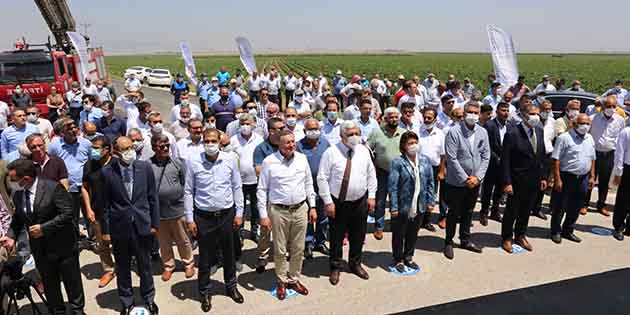 Sosyal Mesafe’yi unutuvermişiz! Yerel idare tarafından, Hatay’ın Kumlu ilçesinde yapılan