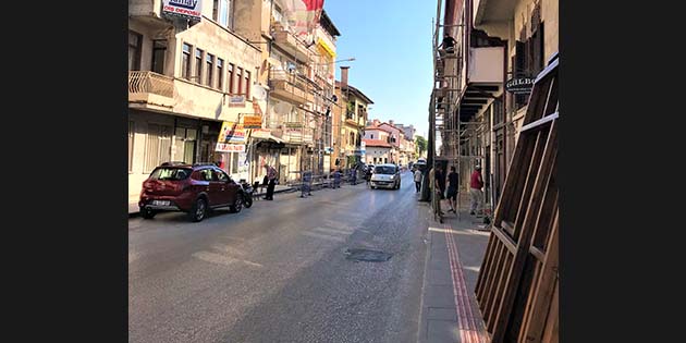 Tarihi Antakya’nın, bir o kadar tarih kokan Kurtuluş Caddesi’nde restorasyon