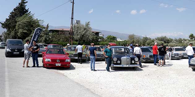 Mercedes Tutkunları Antakya’da Bir Araya Geldi Çeşitli illerden gelen Mercedes