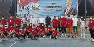 İskenderun’da Tenis Turnuvası