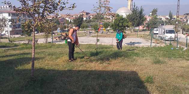 Antakya Belediyesi ekipleri park