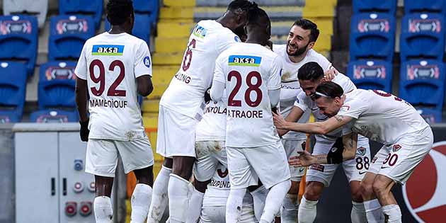 M.Başakşehir’i Sahasında 5-1 Yendi Geçen yılın Süper Lig şampiyonu M.Başakşehirspor’u