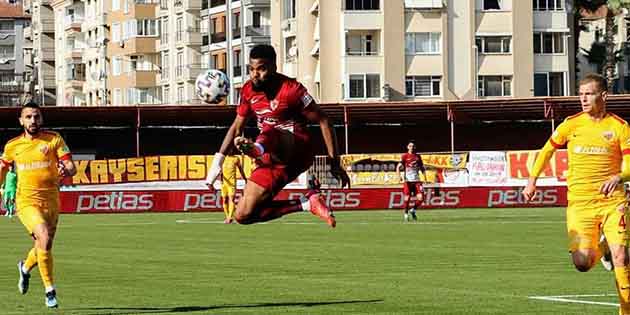 Hatayspor’un yıldızı Boupendza, gol