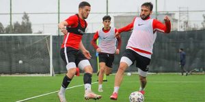 Hatayspor Günde 2 İdman Yapıyor