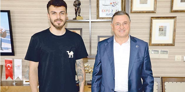 Abdullah İmza Attı Hatayspor, genç bir kaleci transfer etti. Bordo-Beyazlılar,