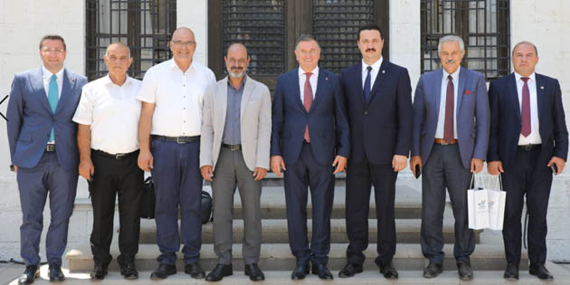 Kıbrıslı Belediye Başkanları Antakya’da