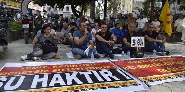 Eğitim Sen’li Öğretmenler, halka