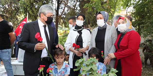 Vali Rahmi Doğan ve