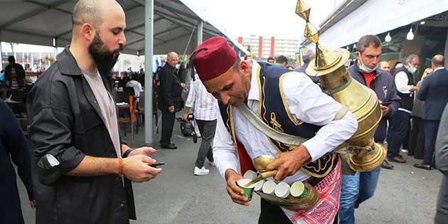 Açılışta 4000 Porsiyon Künefe