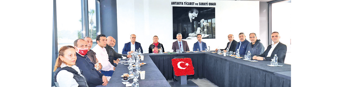 Antakya Saray Caddesi esnafı,