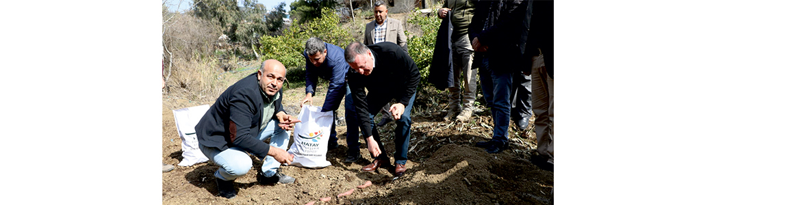       Hatay Büyükşehir Belediye Başkanı Doç. Dr. Lütfü Savaş, kırsal