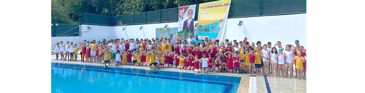 Defne’de Yüzmeye 2000 Çocuk