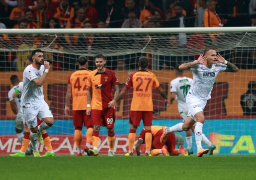 Galatasaray Maç Tekrarı İstiyor