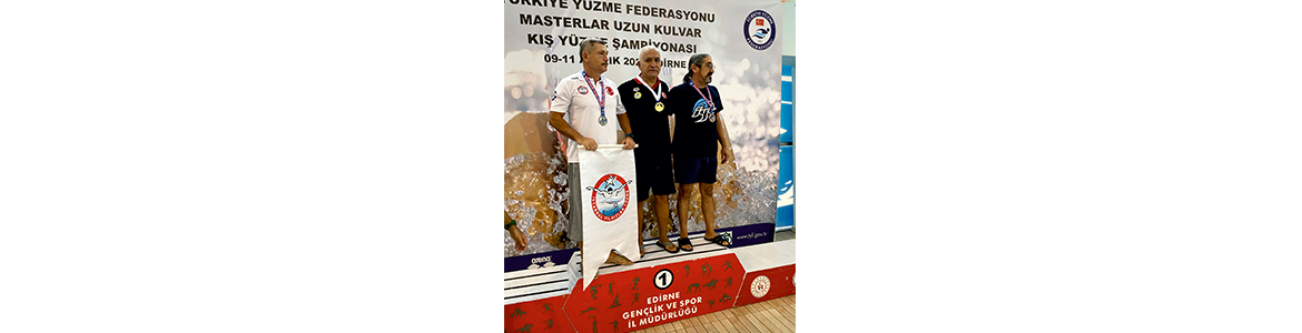 Masterler kategorisinde yüzen Antakyalı