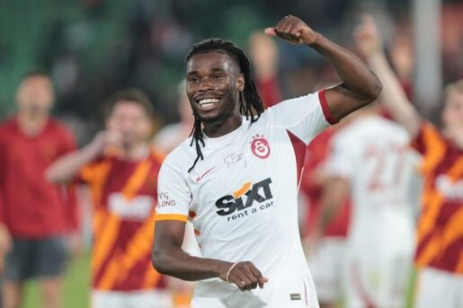 Galatasaray Adekugbe’nin Satın Alma Opsiyonunu Kullanmıyor