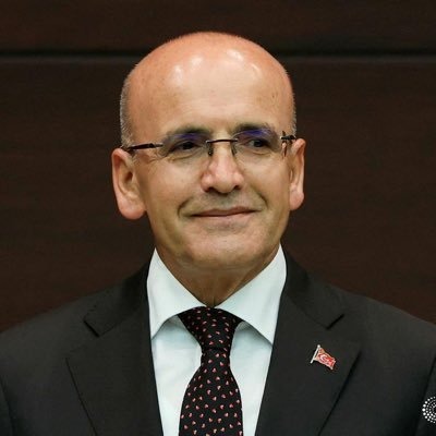 Ekonomi yönetiminin başına geçen Hazine ve Maliye Bakanı Mehmet Şimşek