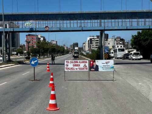 Büyükşehir Belediyesi’nden Yol Hizmeti