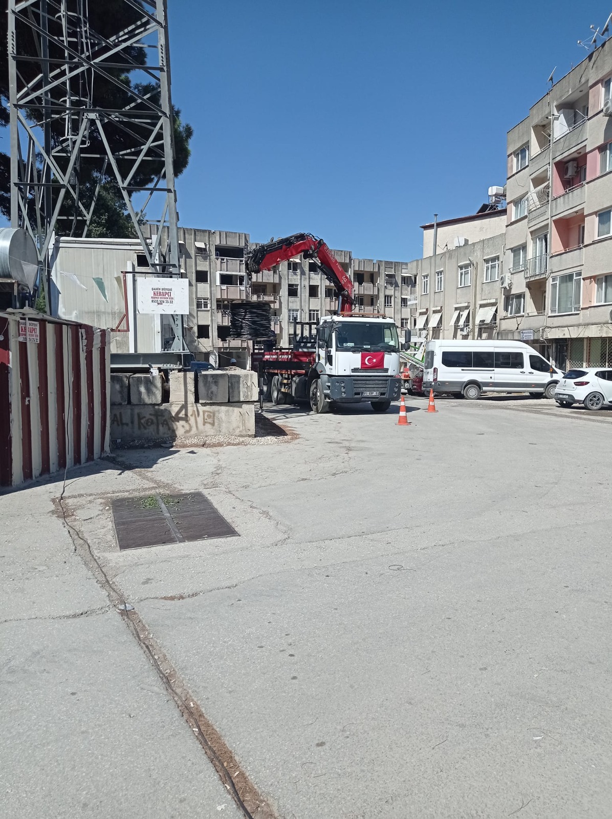 Antakya kent merkezindeki birçok