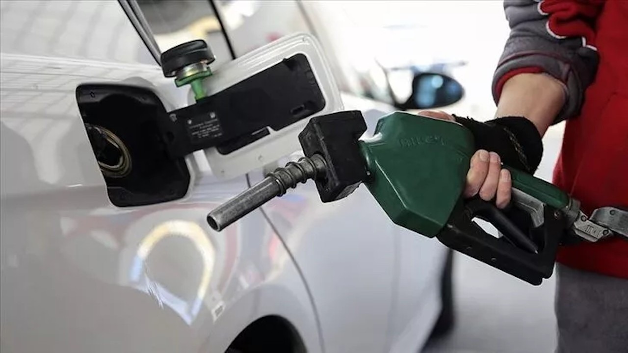 Brent petrol fiyatları dövizdeki değişiklikler ve KDV ÖTV oranlarının yükselmesi