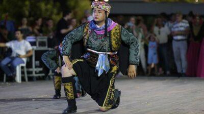 Balıkesir'in Bandırma ilçesindeki Engelli ve Engelli Aileleri Derneğince Down sendromlu