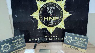 Hatay Emniyeti Narkotik Polisi, Reyhanlı ilçesinde bir eve yaptığı baskında