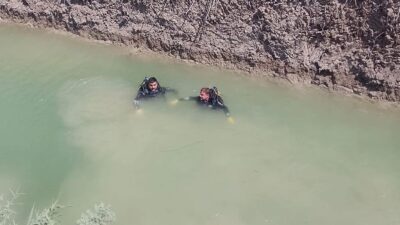Reyhanlı’da sulama kanalından karşıya geçmeye çalışan 4 kişiden biri kanala