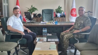 Hatay-Antakya’daki 8. Komando Tugay Komutanı Tuğgeneral, İl Müftüsüne ziyarette bulundu.