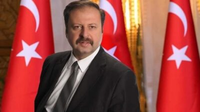 Antakyalı siyasetçi Yaşar Okay’a göre Deprem yaralarının sarılması, yeniden imarda