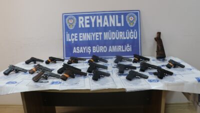 Reyhanlı’da bir depo içinde gizlenmiş sırt çantası içerisinde toplam 18