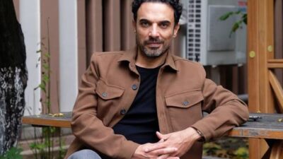 Türk oyuncu ve şarkıcı Uğur Aslan, 6 Şubat depreminde büyük