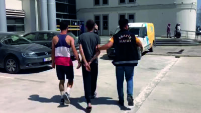 Hatay Emniyet müdürlüğü ekipleri Antakya-Akasya Mahallesinde de benzer şekilde hırsızlara