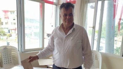 CHP Hassa İlçe Kongresin gerçekleştirdi.Hassa’da CHP yeni İlçe Başkanı Murat