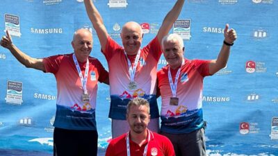 Dünyanın ünlü yüzücülerini geçen Antakyalı Kamil Köseoğlu: “Madalyaların hazını yaşıyorum