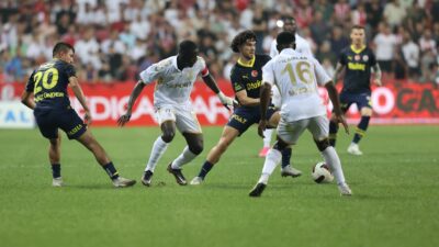 Trendyol Süper Lig 2. haftası son maçında Fenerbahçe, Samsunspor’u ikinci