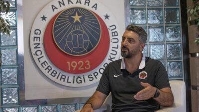 Gençlerbirliği Teknik Direktörü Sinan Kaloğlu, kariyer hedefleri arasında Avrupa'nın önde